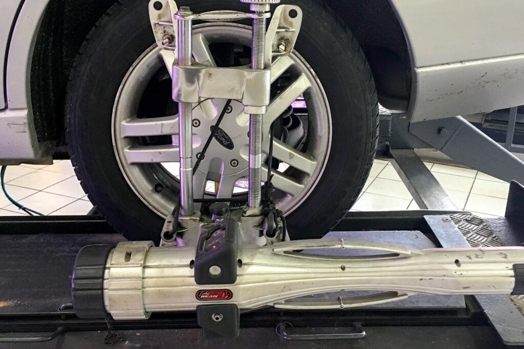 Wheel alignment service